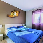 Comfortable Villa In Pula